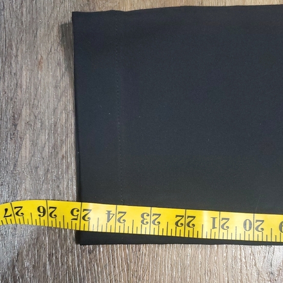 Babaton Black Straight-Leg Crop Trousers - Picture 3 of 9